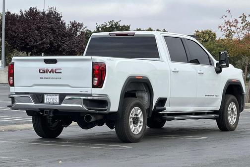 2025 GMC Sierra 2500 SLE