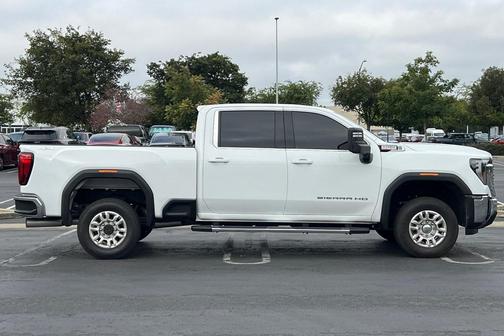 2025 GMC Sierra 2500 SLE