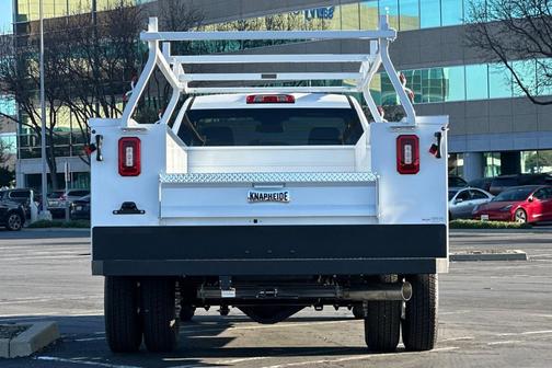 2026 Chevrolet Silverado 3500 WT