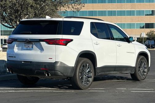 2022 Chevrolet Traverse RS