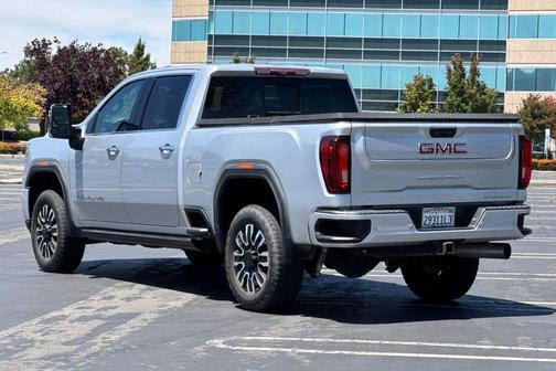 Quicksilver Metallic 2022 GMC Sierra 2500 Denali