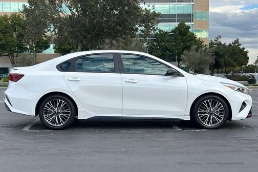 Snow White Pearl 2023 Kia Forte GT-Line