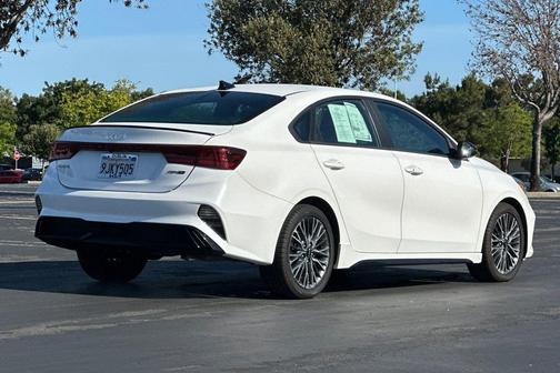 Snow White Pearl 2023 Kia Forte GT-Line