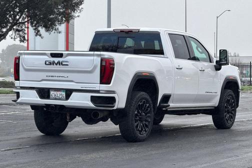 2025 GMC Sierra 2500 Denali Ultimate