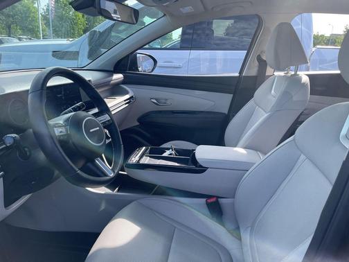 Ash Black 2025 Hyundai TUCSON Hybrid Limited