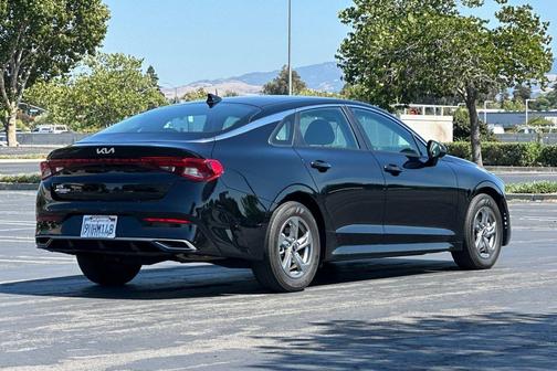 Ebony Black 2024 Kia K5 LXS