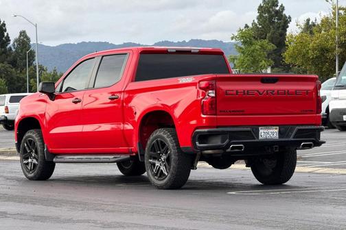 2022 Chevrolet Silverado 1500 Custom Trail Boss