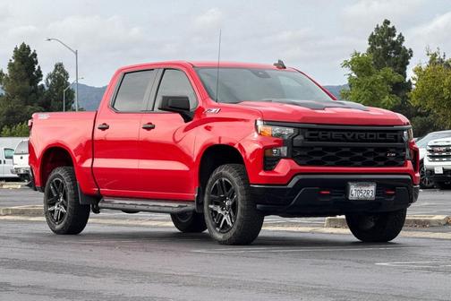 2022 Chevrolet Silverado 1500 Custom Trail Boss