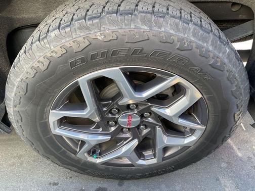 Titanium Rush Metallic 2022 GMC Sierra 1500 SLT