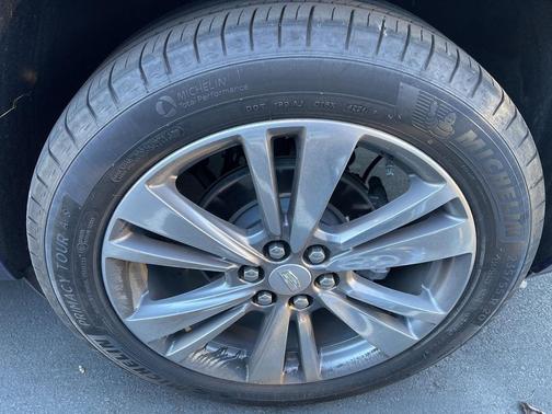 2025 Cadillac XT6 Premium Luxury AWD