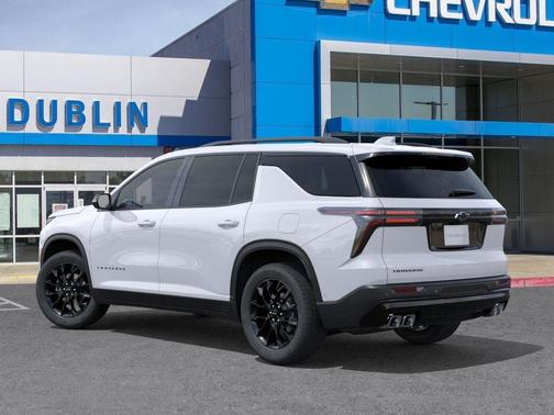 Summit White 2026 Chevrolet Traverse LT