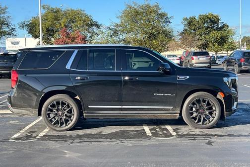 2023 GMC Yukon Denali