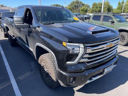 Black 2024 Chevrolet Silverado 2500 High Country