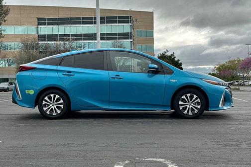 2022 Toyota Prius Prime XLE