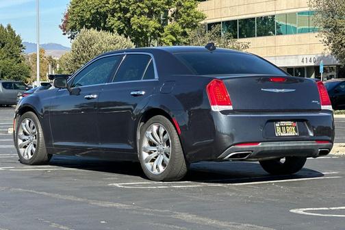 2016 Chrysler 300 S