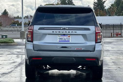 2024 Chevrolet Suburban RST