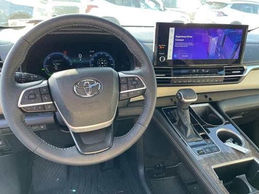 2025 Toyota Sienna Limited