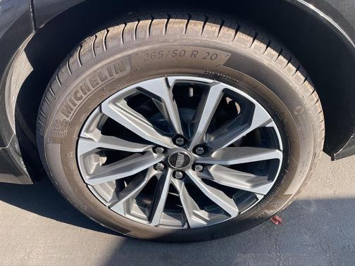 2024 Cadillac LYRIQ Sport