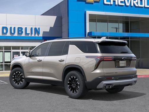 Sandstone Gray 2026 Chevrolet Traverse AWD Z71