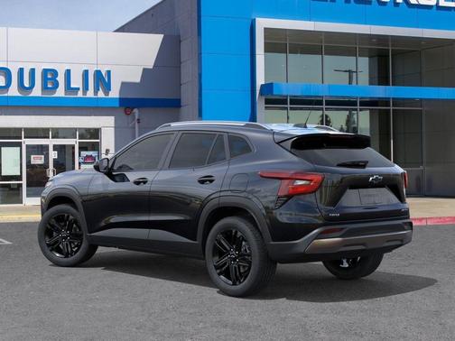 Mosaic Black Metallic 2026 Chevrolet Trax FWD ACTIV