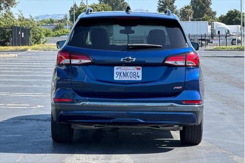 2022 Chevrolet Equinox FWD RS