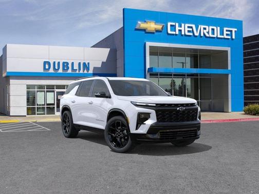 Polar White Tricoat 2026 Chevrolet Traverse RS