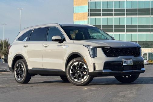 2025 Kia Sorento S