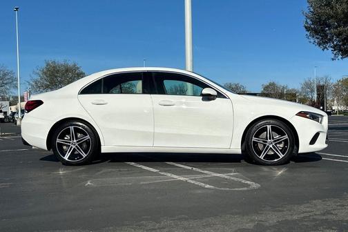 2019 Mercedes-Benz A-Class A 220