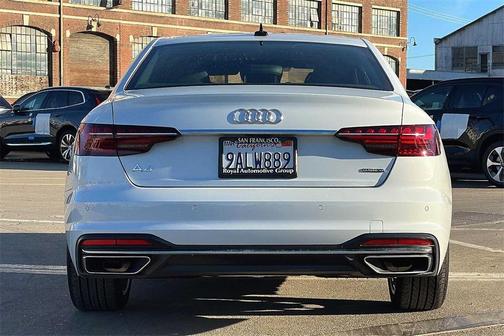 Photo 5 of 22 of 2022 Audi A4 40 Premium Plus