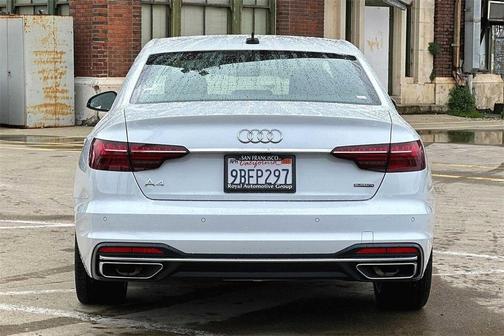 Photo 5 of 24 of 2022 Audi A4 40 Premium Plus