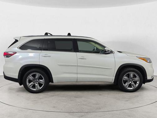 Blizzard Pearl 2016 Toyota Highlander Limited