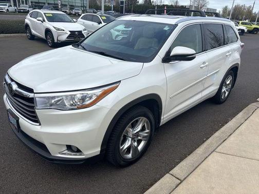 2016 Toyota Highlander Limited Platinum
