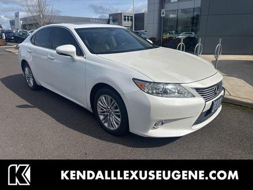 Starfire Pearl 2015 Lexus ES 350 Base