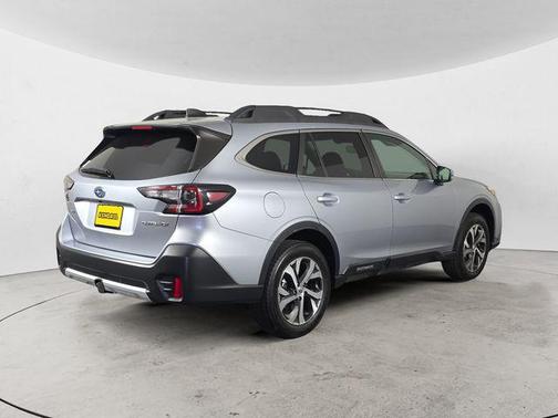 Ice Silver Metallic 2021 Subaru Outback Limited