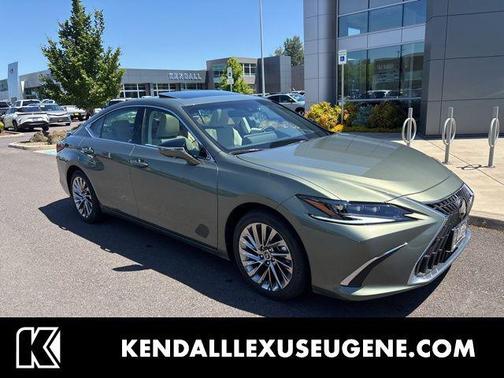 Sunlit Green 2025 Lexus ES 300h Luxury