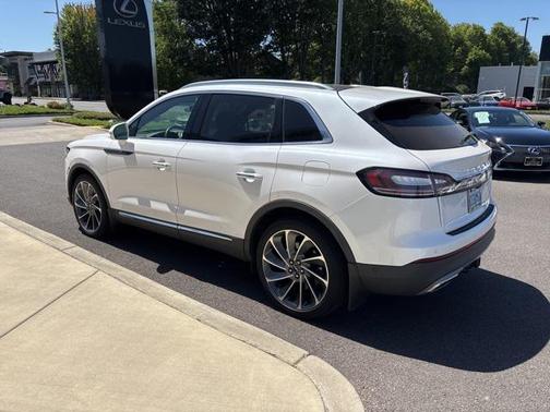 2019 Lincoln Nautilus Reserve