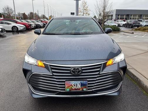 2022 Toyota Avalon XLE