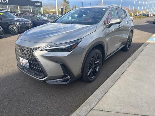 2022 Lexus NX 450h+ Luxury