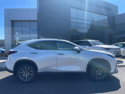 Eminent White Pearl 2025 Lexus NX 350h Premium