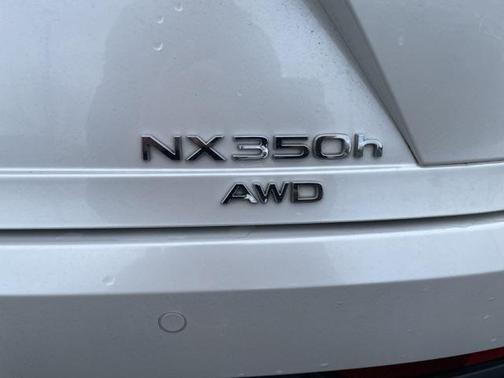 2025 Lexus NX 350h Premium