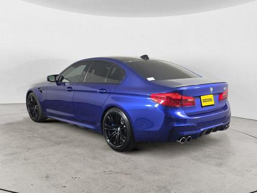 Marina Bay Blue Metallic 2019 BMW M5 Base