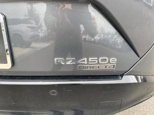 2023 Lexus RZ 450e Premium