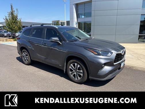 2023 Toyota Highlander Hybrid XLE