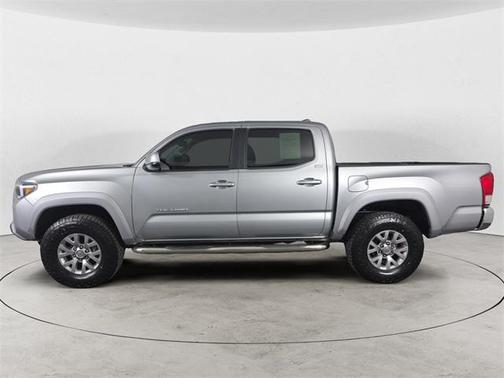 2016 Toyota Tacoma SR5