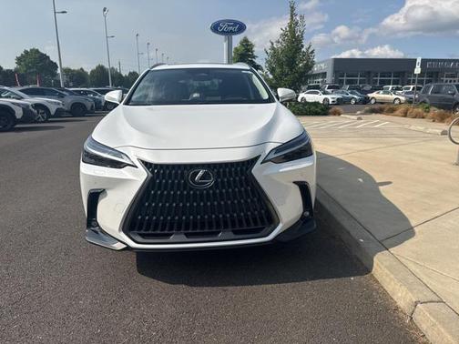 2022 Lexus NX 450h+ Luxury