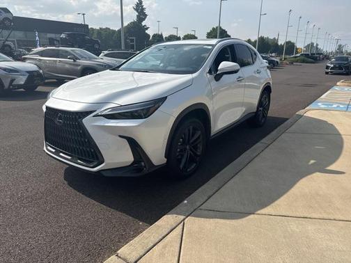 2022 Lexus NX 450h+ Luxury