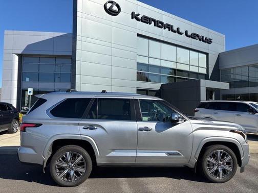 2025 Toyota Sequoia Capstone