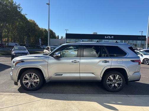 2025 Toyota Sequoia Capstone