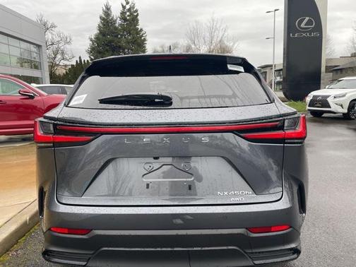 2025 Lexus NX 450h+ Luxury