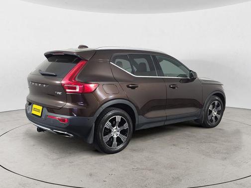 Brown Metallic 2019 Volvo XC40 T5 Inscription